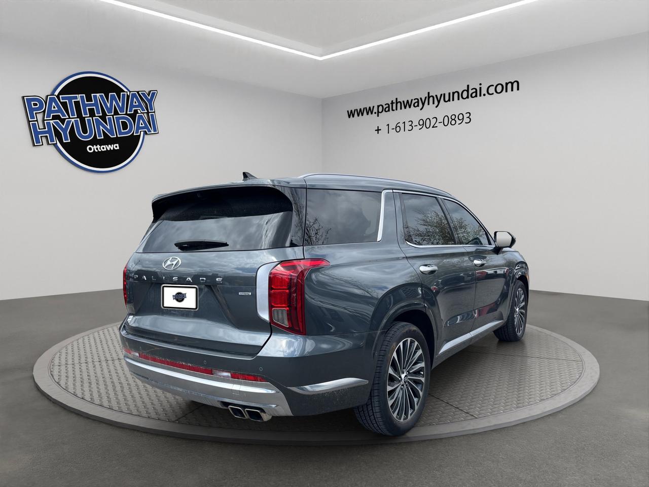 2024 Hyundai PALISADE Ultimate Calligraphy | Reverse Cam | Heated Seats Photo3