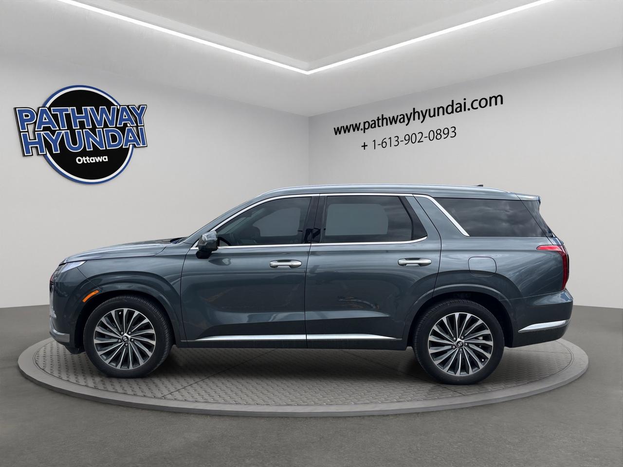 2024 Hyundai PALISADE Ultimate Calligraphy | Reverse Cam | Heated Seats Photo