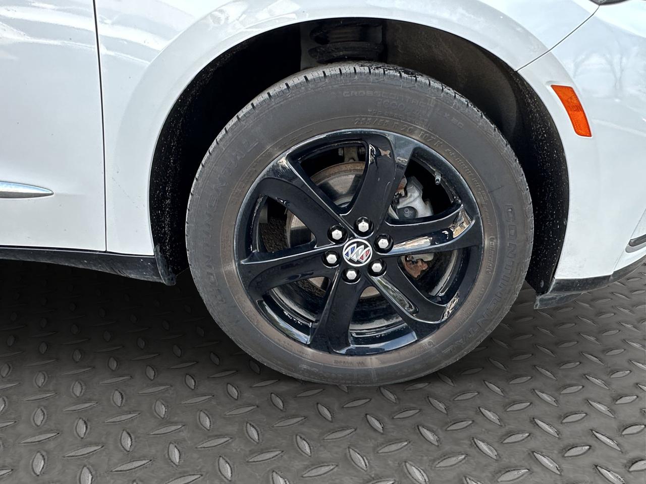 2023 Buick Enclave Essence | Reverse Cam | Heated Seats Photo