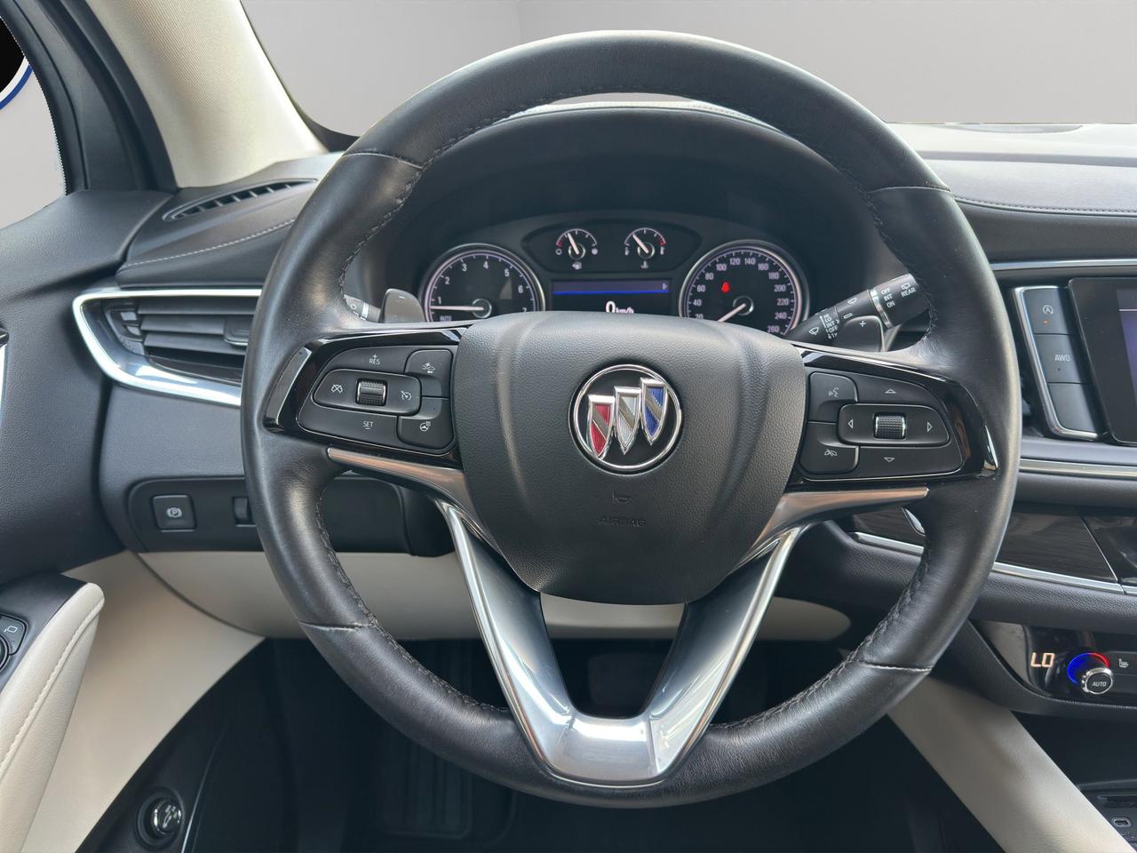 2023 Buick Enclave Essence | Reverse Cam | Heated Seats Photo