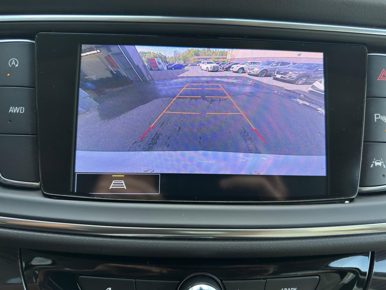 2023 Buick Enclave Essence | Reverse Cam | Heated Seats Photo