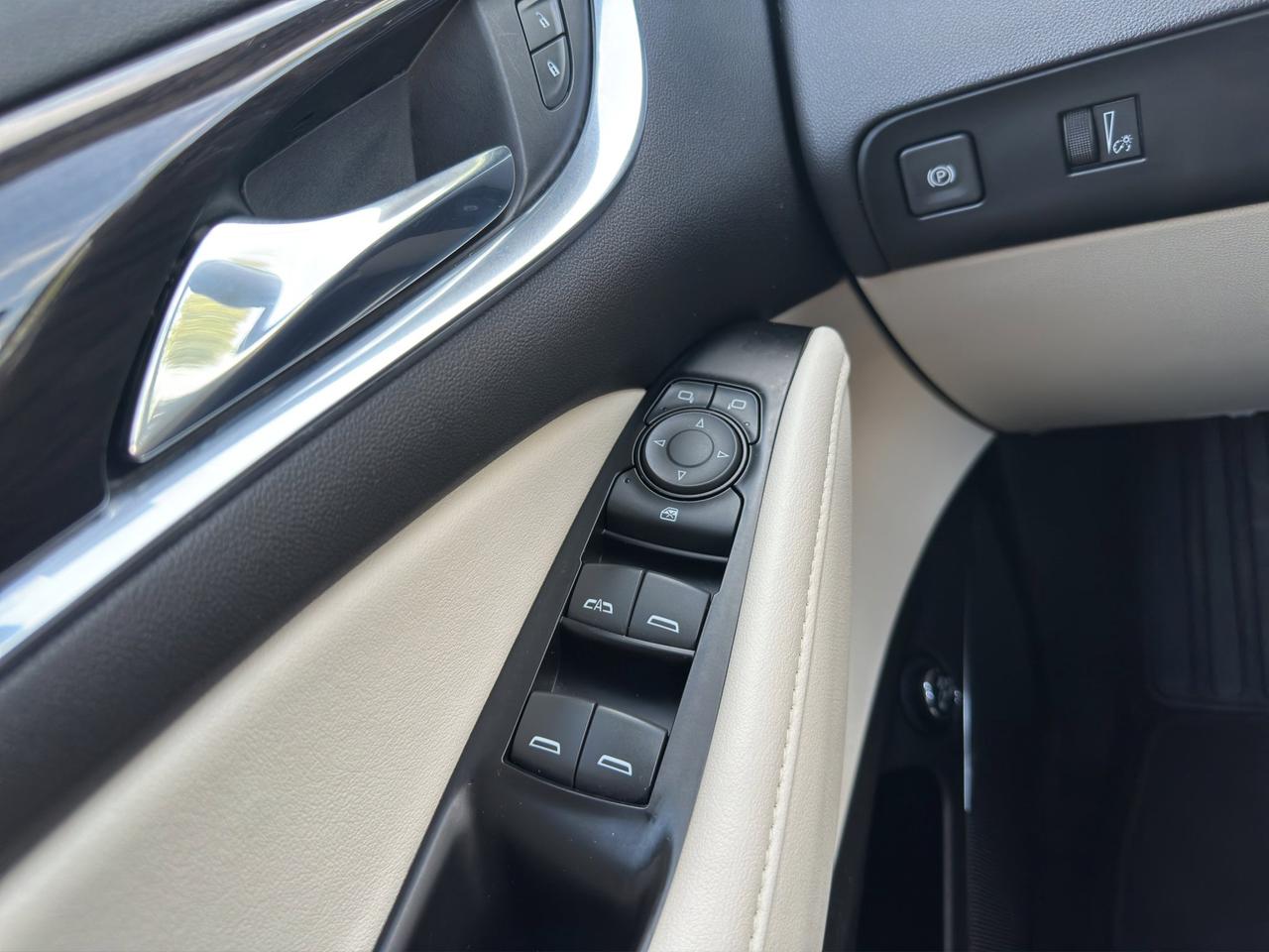 2023 Buick Enclave Essence | Reverse Cam | Heated Seats Photo