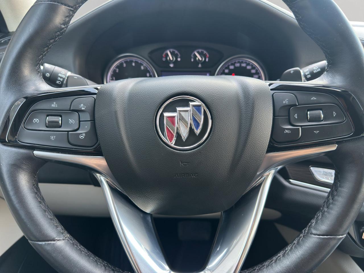 2023 Buick Enclave Essence | Reverse Cam | Heated Seats Photo