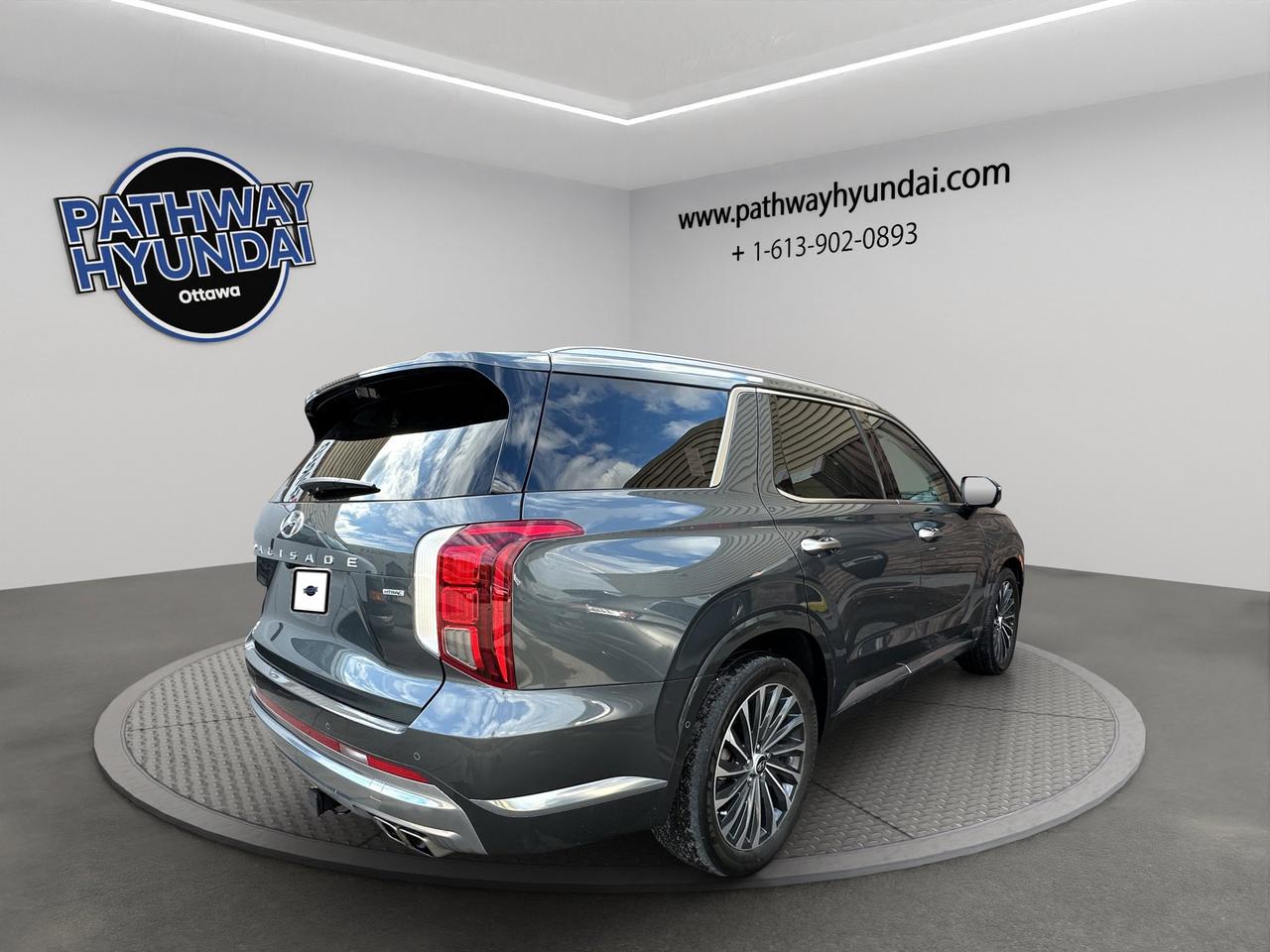 2023 Hyundai PALISADE Ultimate Calligraphy | Reverse Cam | Heated Seats Photo3