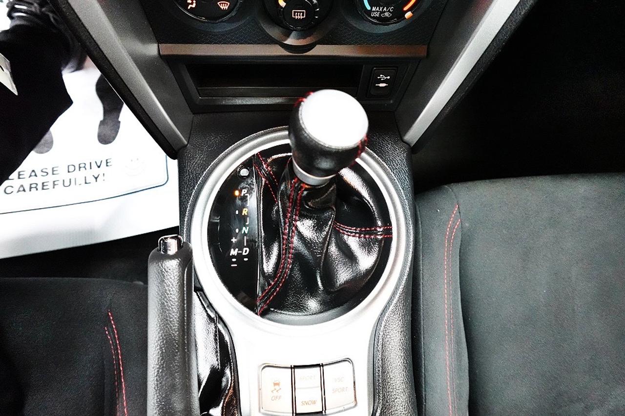 2016 Scion FR-S VERY LOW KM,NO ACCIDENT,ALL SERVICE RECORDS Photo
