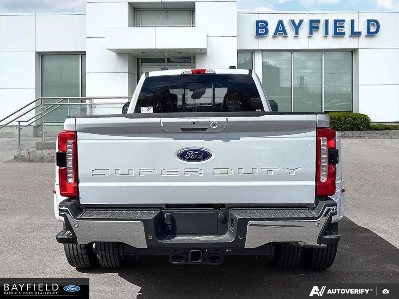 2026 Ford F-350 Lariat Photo
