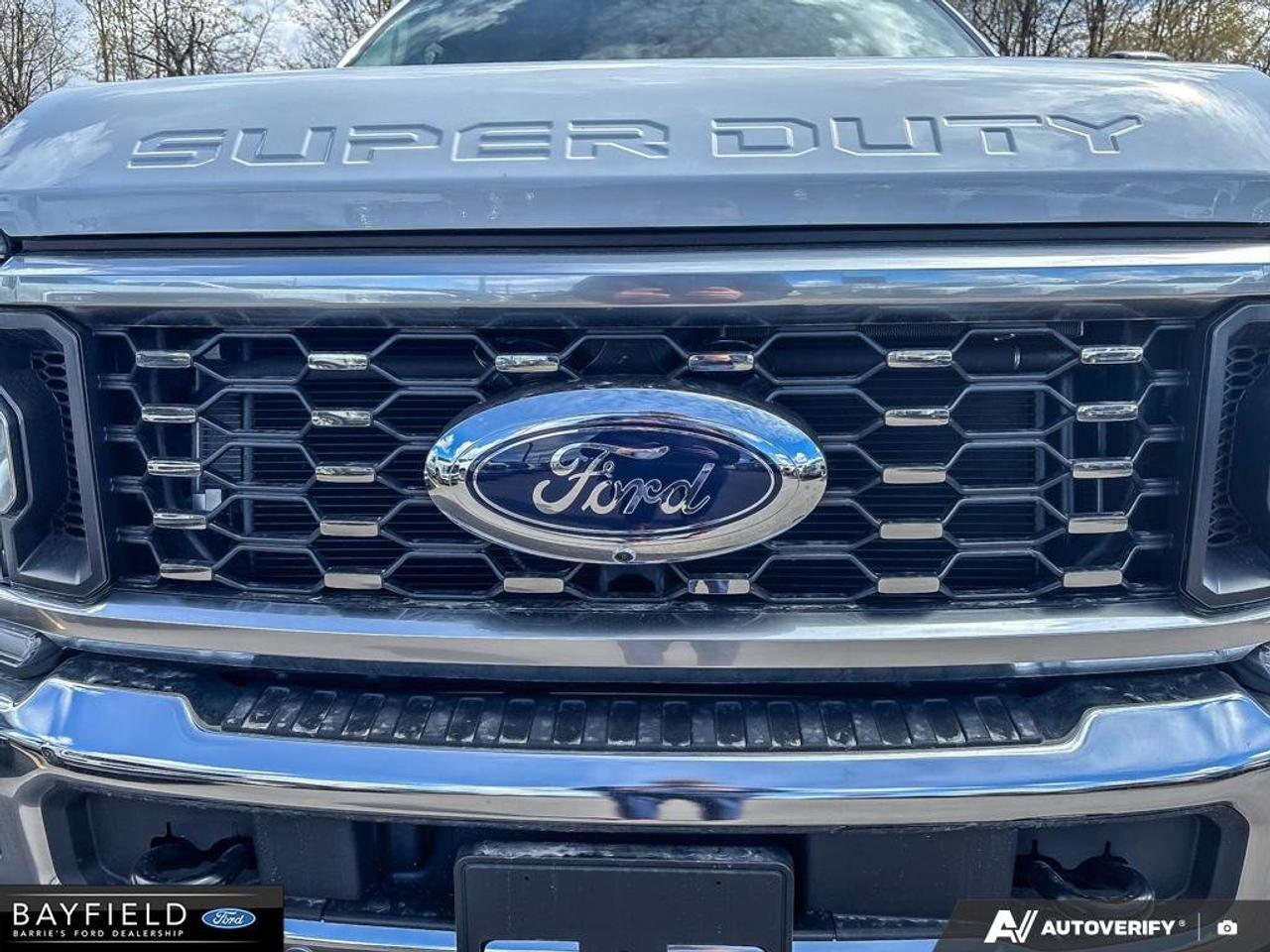 2026 Ford F-350 Lariat Photo