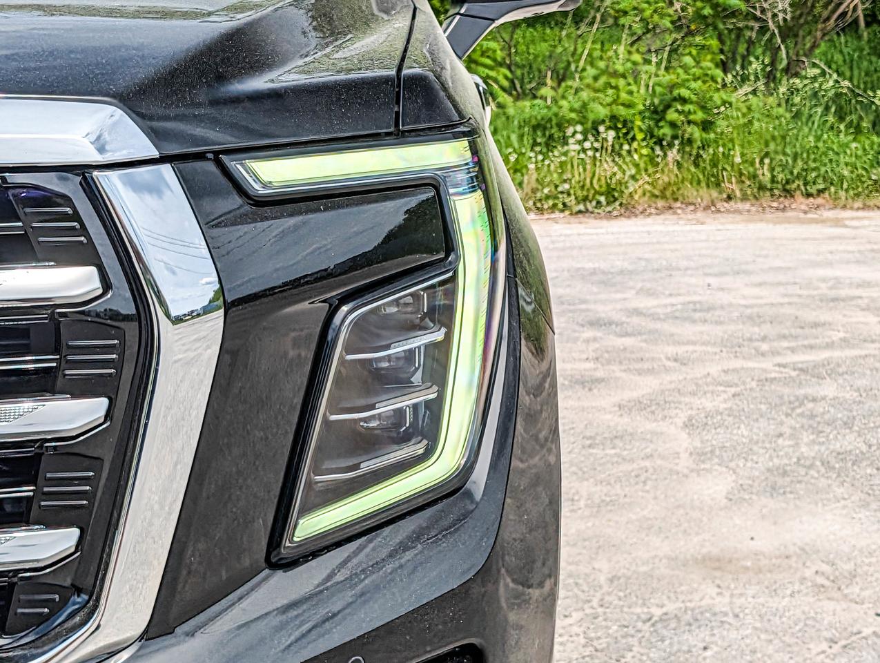 2026 GMC Yukon XL Elevation Photo