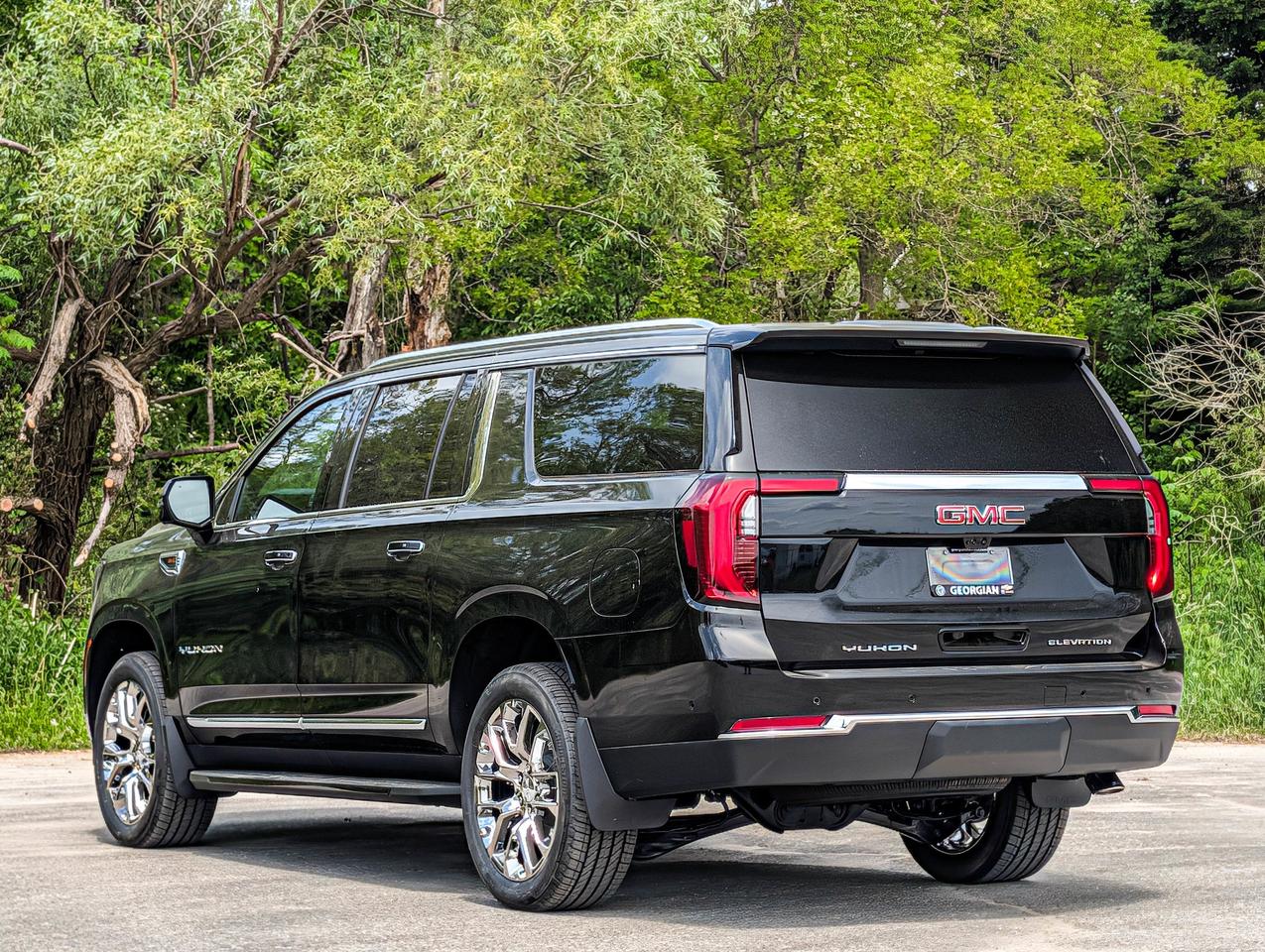 2026 GMC Yukon XL Elevation Photo