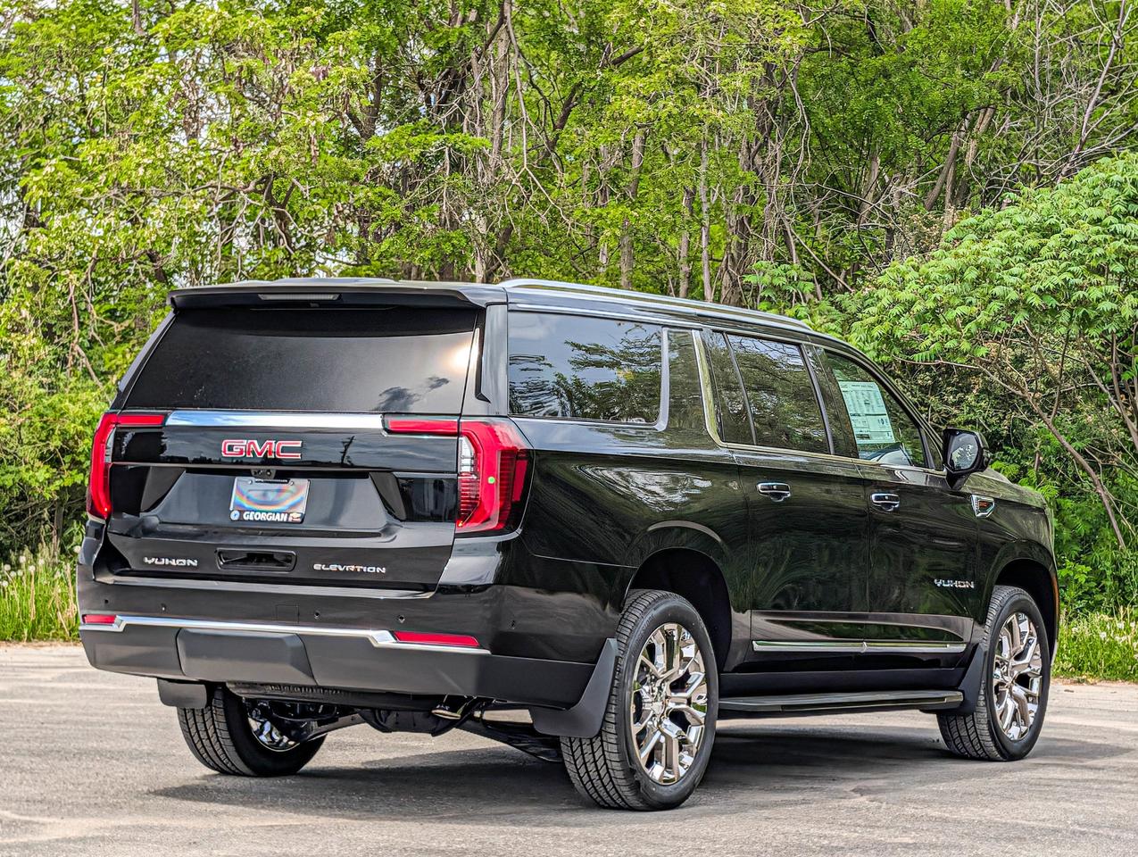 2026 GMC Yukon XL Elevation Photo