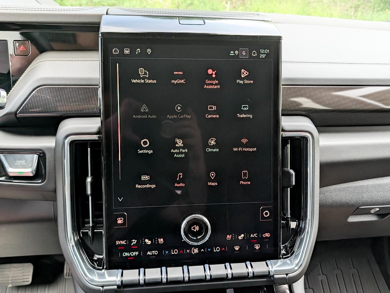 2026 GMC Yukon XL Elevation Photo