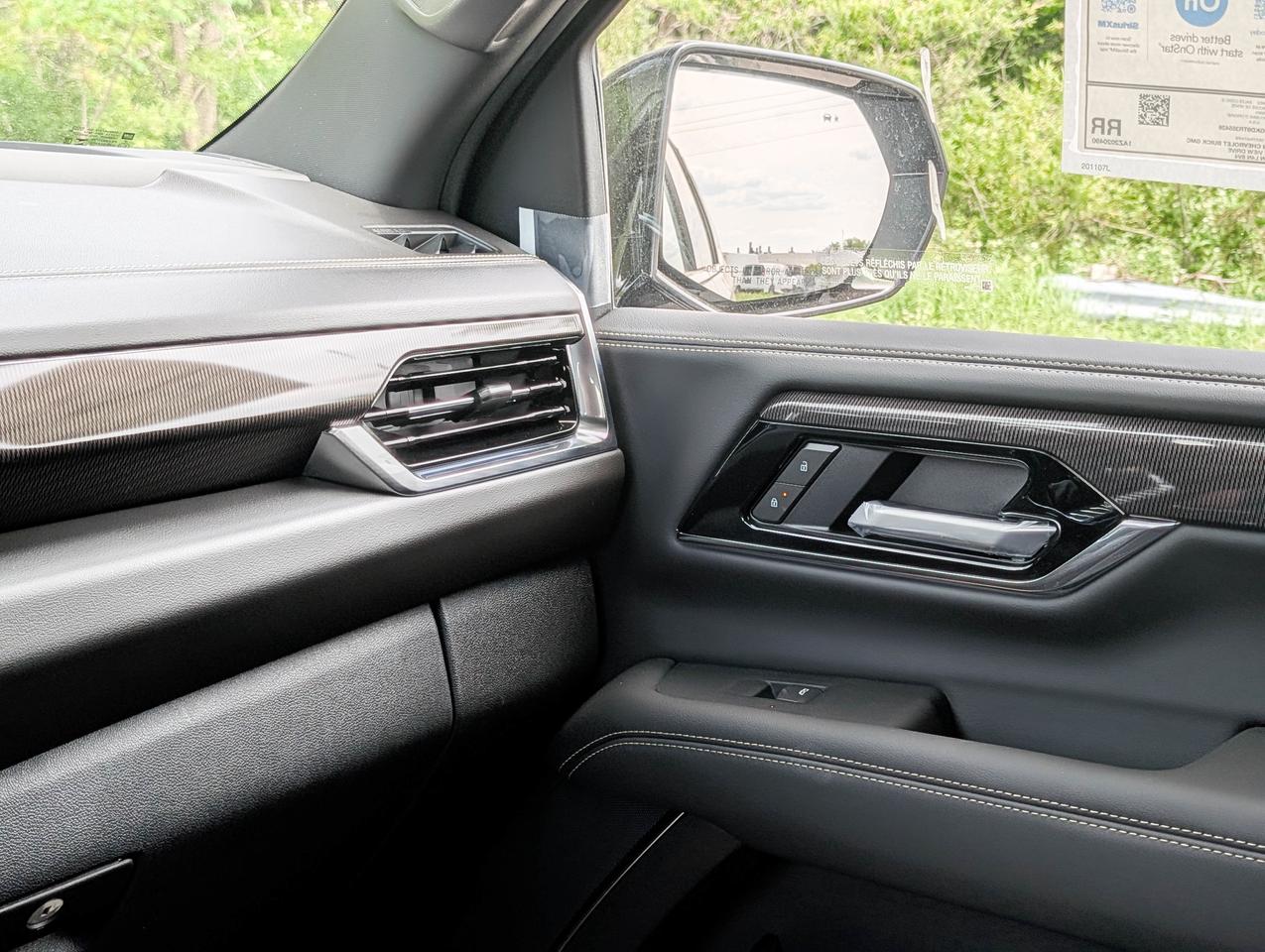 2026 GMC Yukon XL Elevation Photo