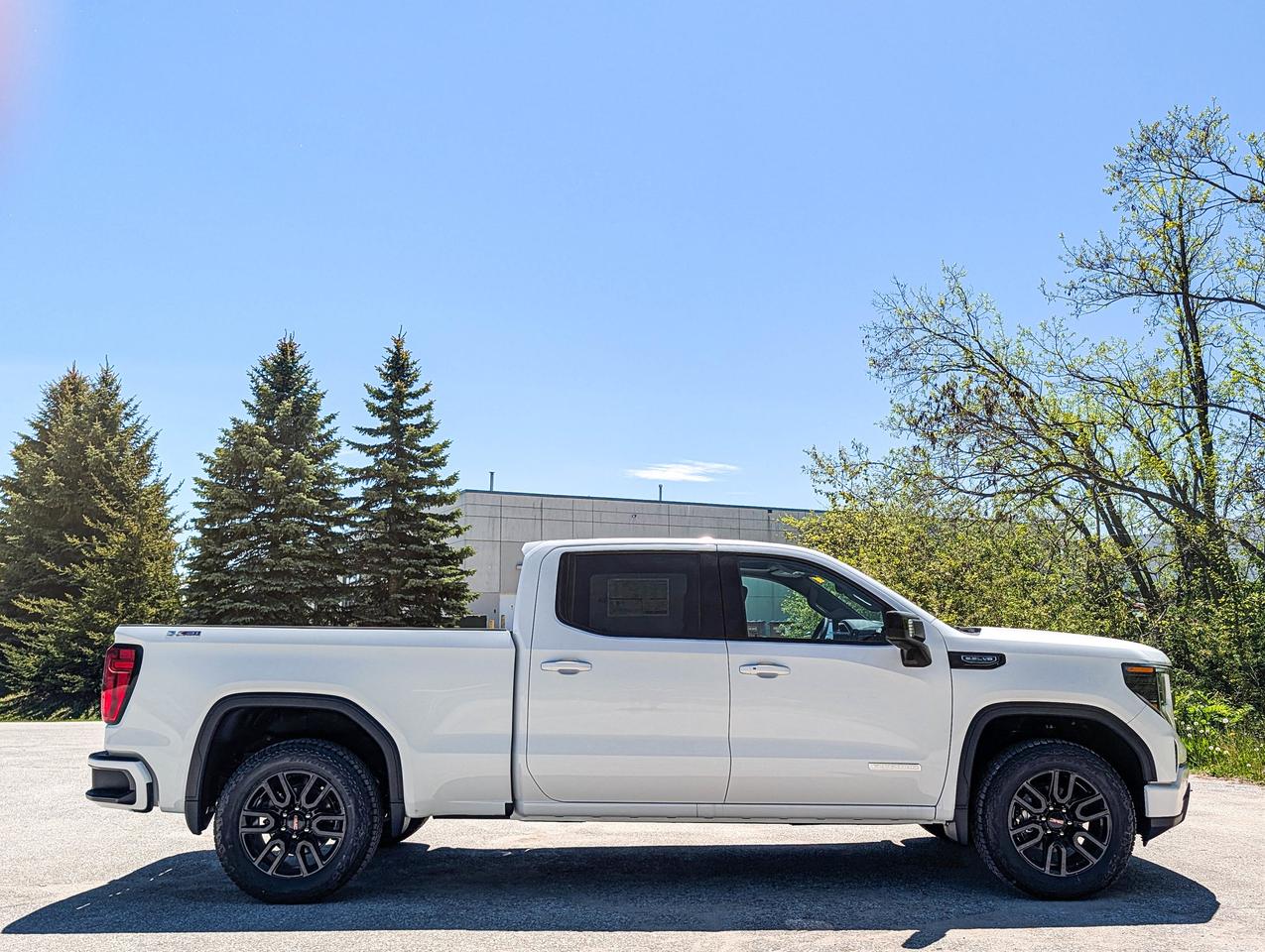 2026 GMC Sierra 1500 ELEVATION Photo