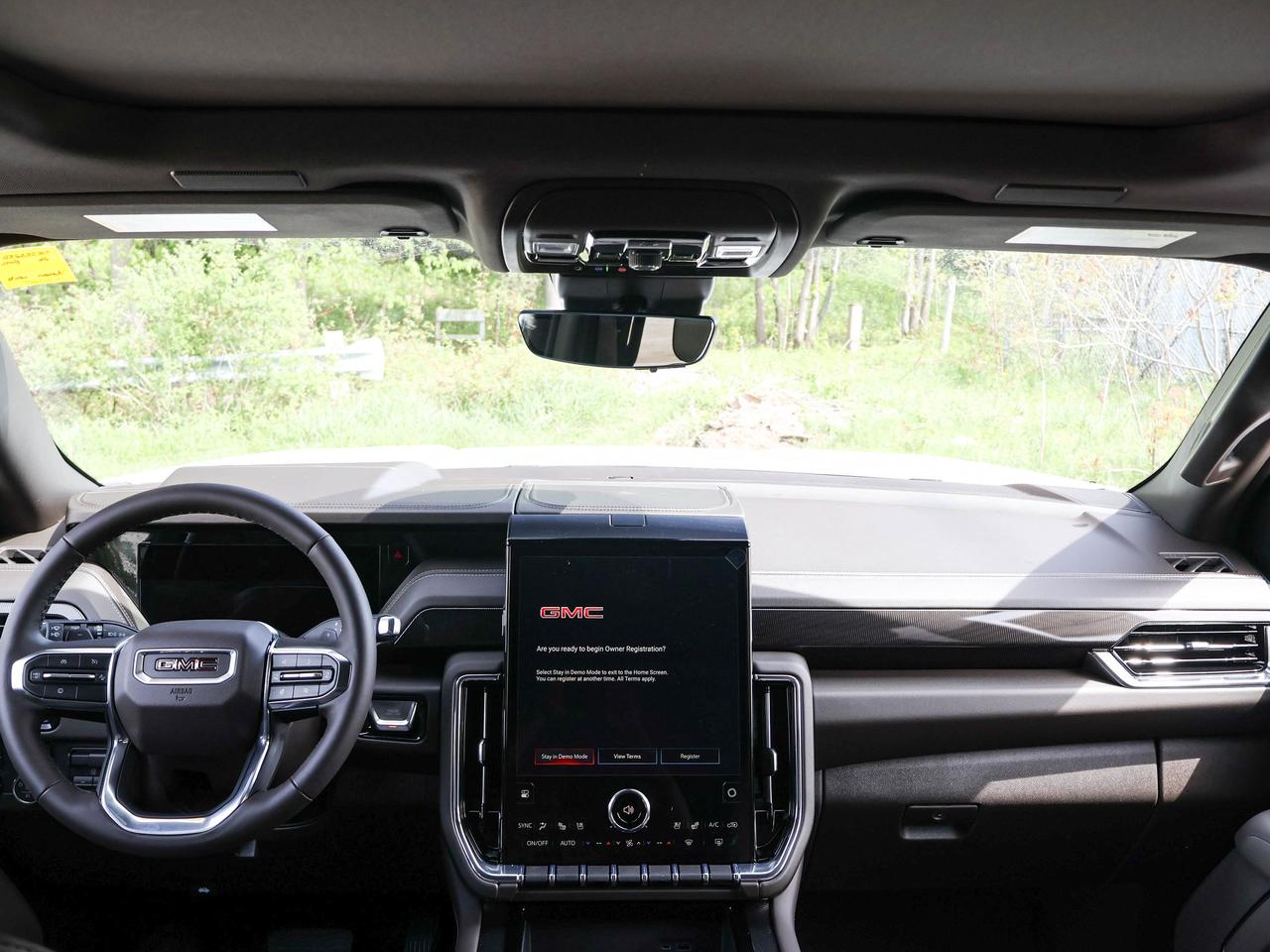2026 GMC Yukon XL Elevation Photo