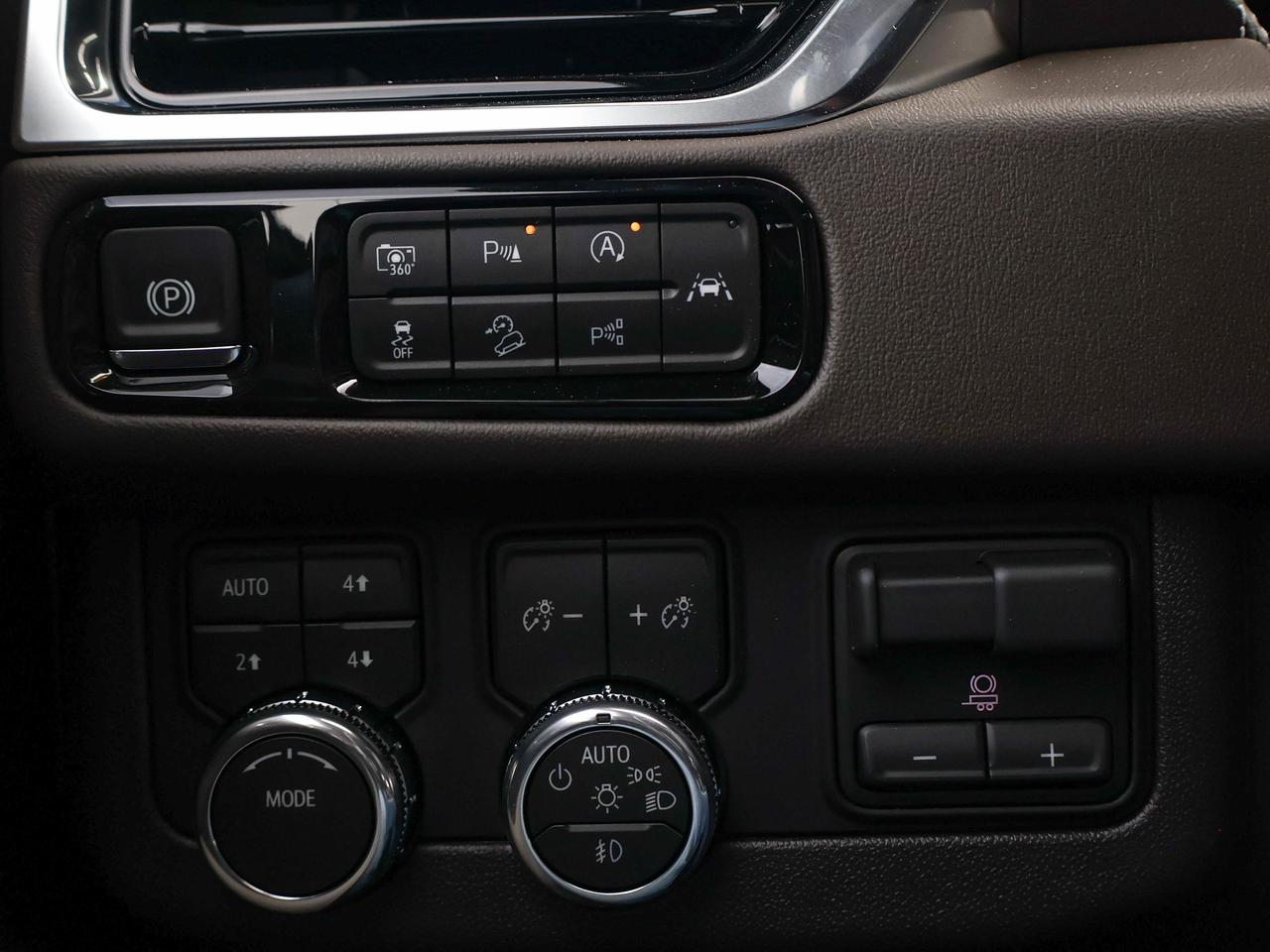 2026 GMC Yukon XL Elevation Photo