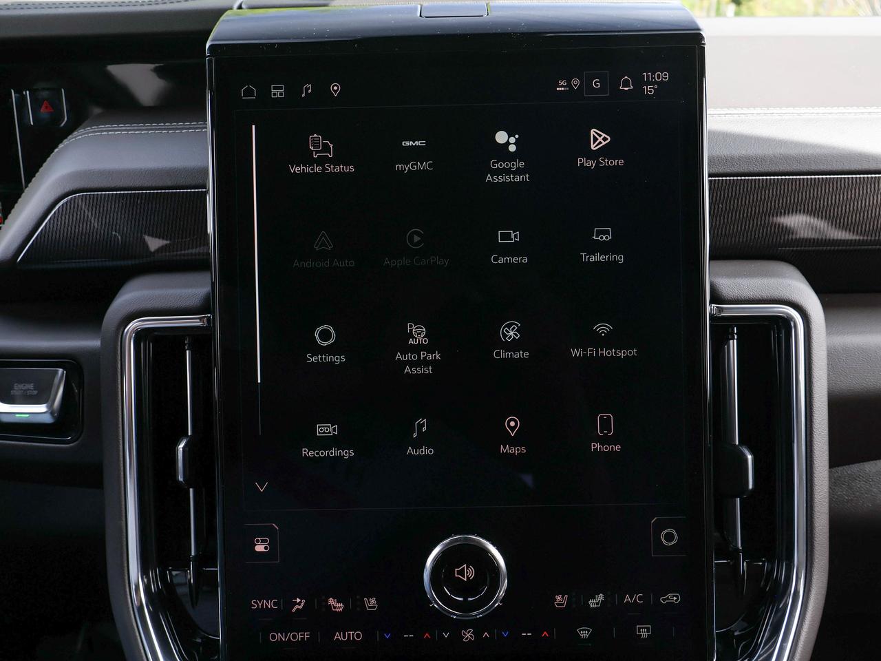 2026 GMC Yukon XL Elevation Photo