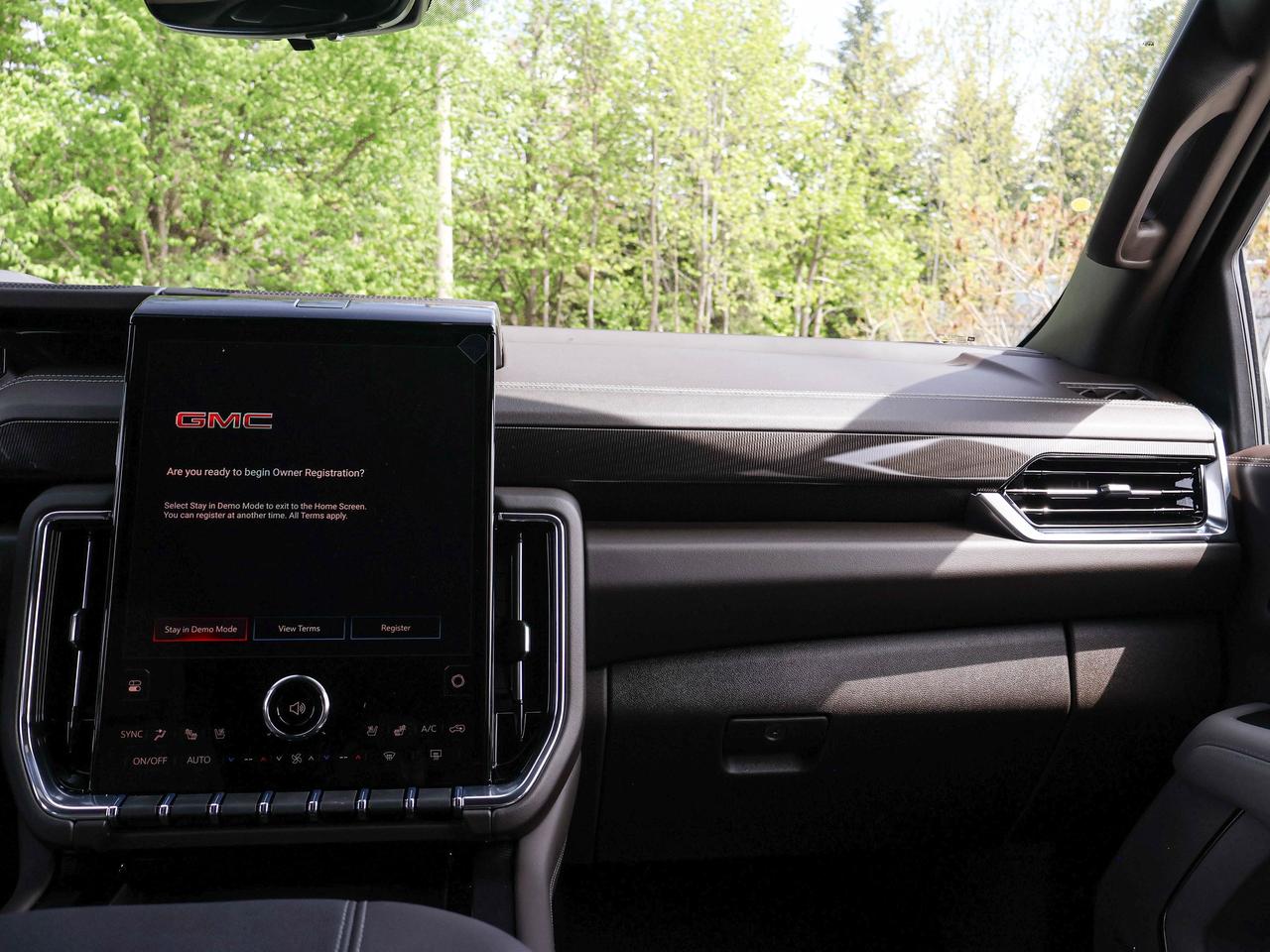 2026 GMC Yukon XL Elevation Photo