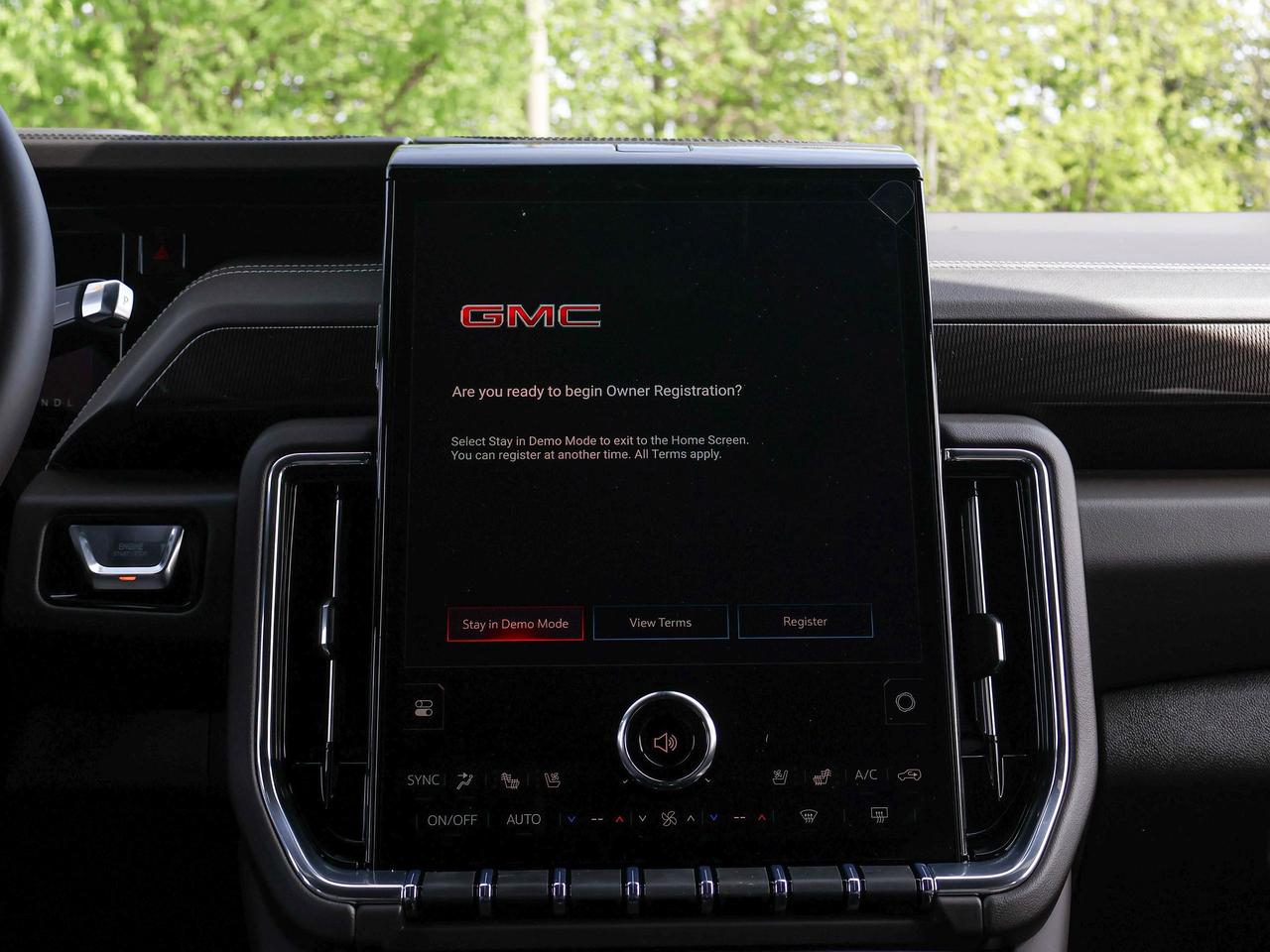 2026 GMC Yukon XL Elevation Photo