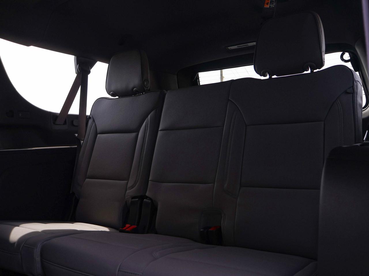 2026 GMC Yukon XL Elevation Photo