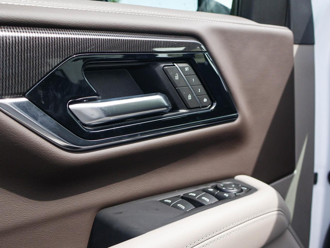2026 GMC Yukon XL Elevation Photo