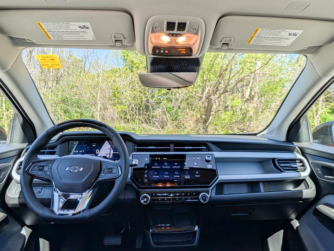 2027 Chevrolet Bolt RS Photo