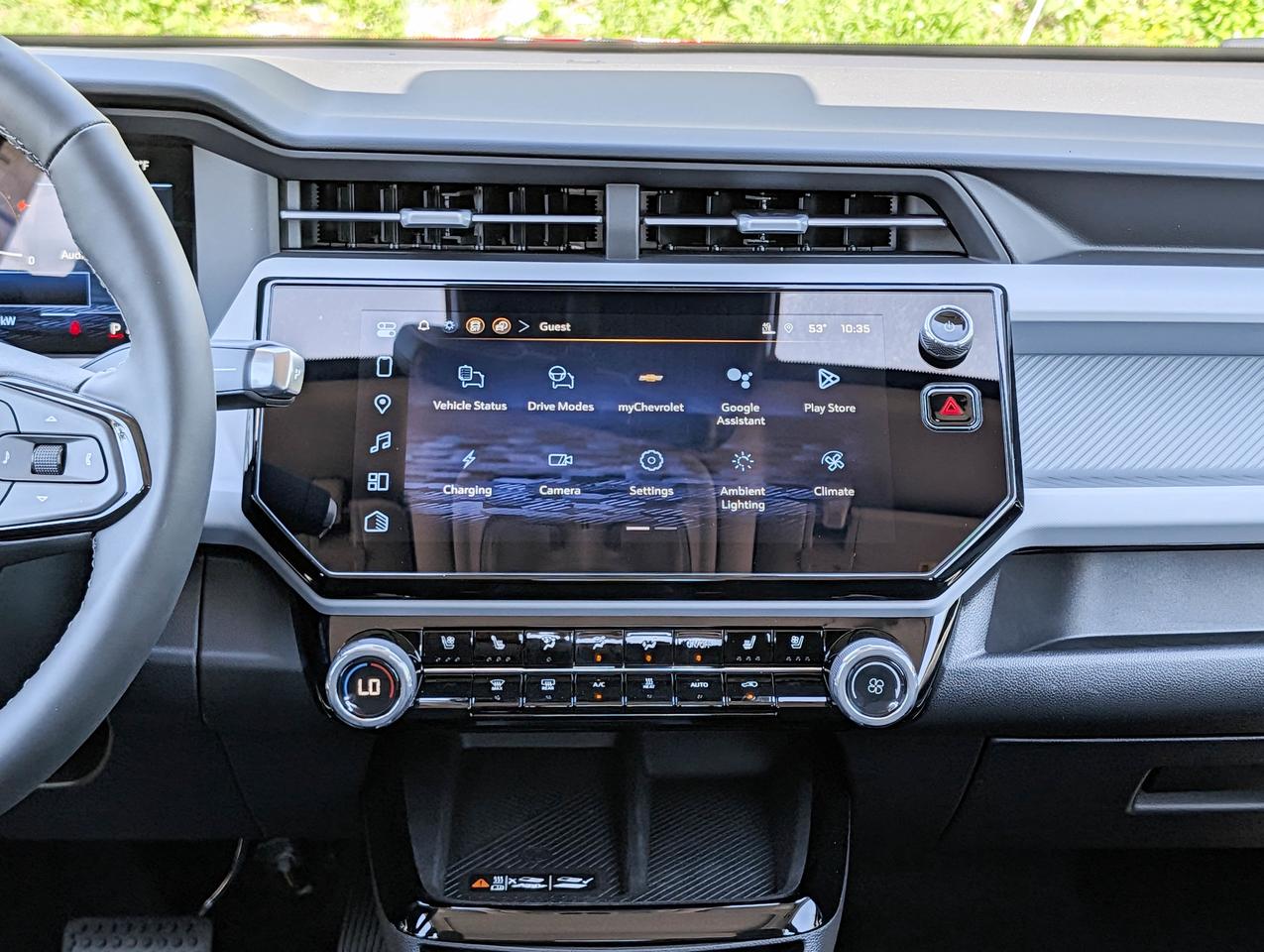 2027 Chevrolet Bolt RS Photo