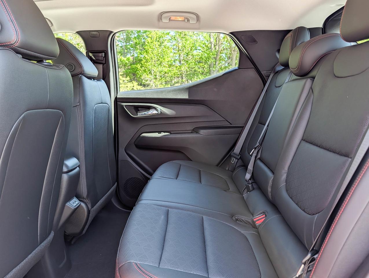 2027 Chevrolet Bolt RS Photo