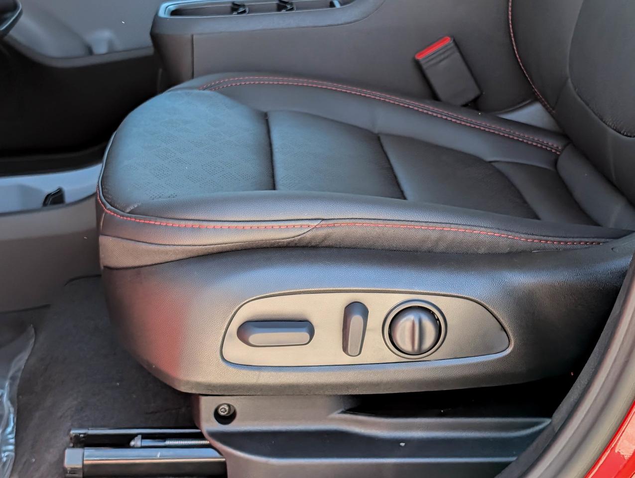 2027 Chevrolet Bolt RS Photo