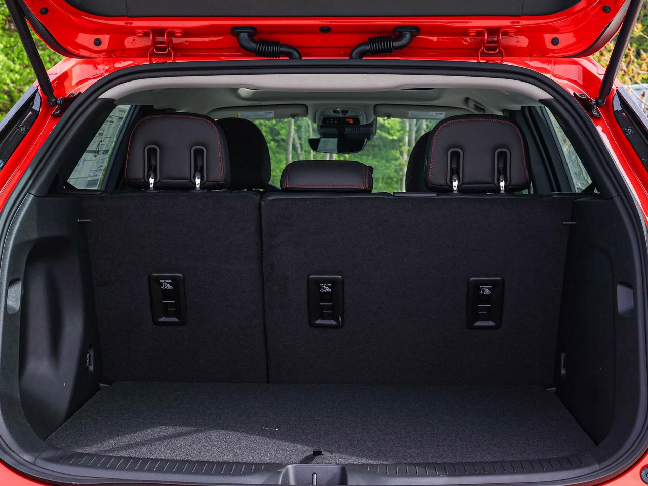 2027 Chevrolet Bolt RS Photo