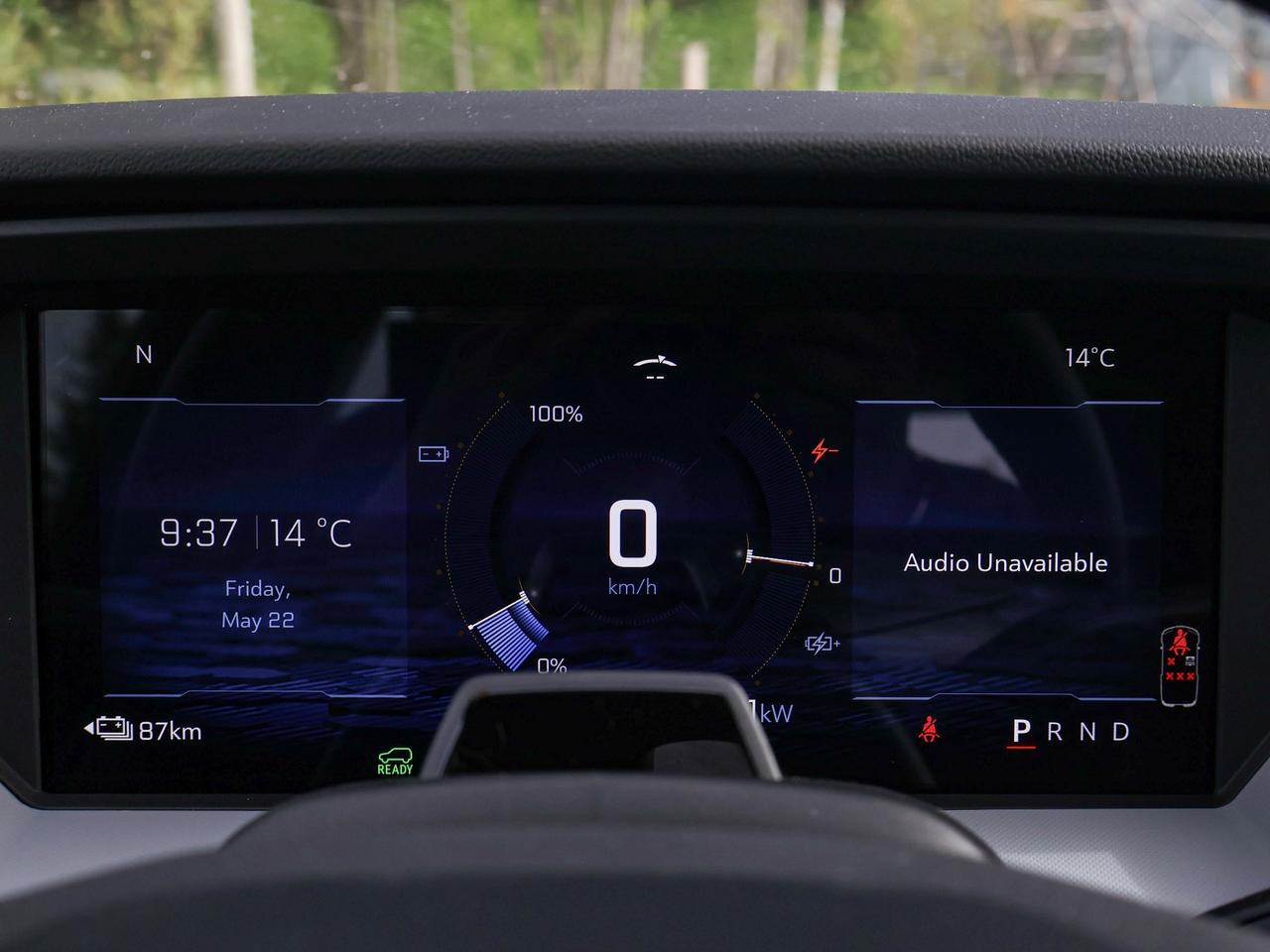 2027 Chevrolet Bolt RS Photo