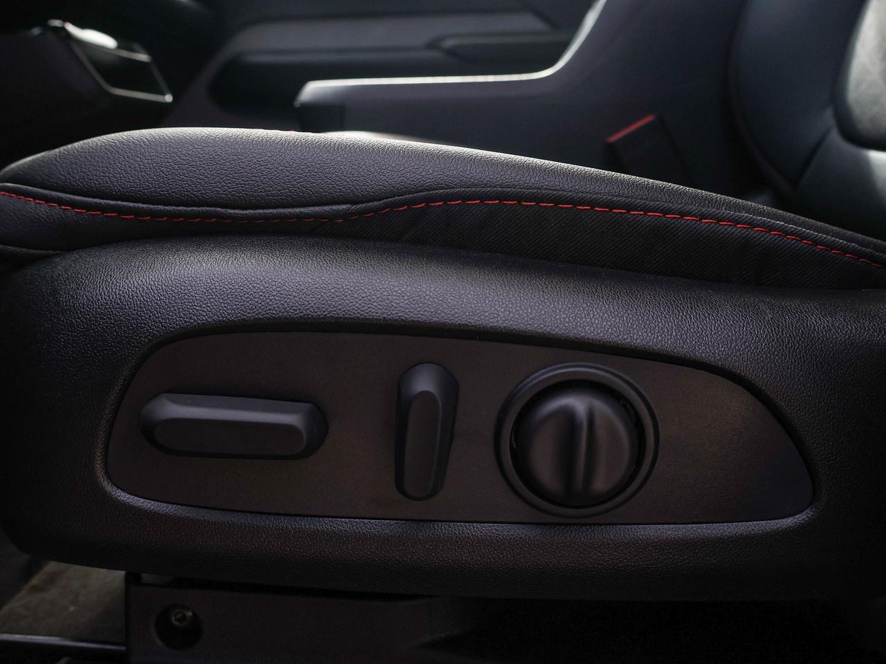 2027 Chevrolet Bolt RS Photo