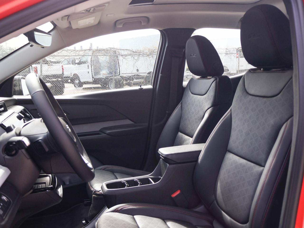 2027 Chevrolet Bolt RS Photo