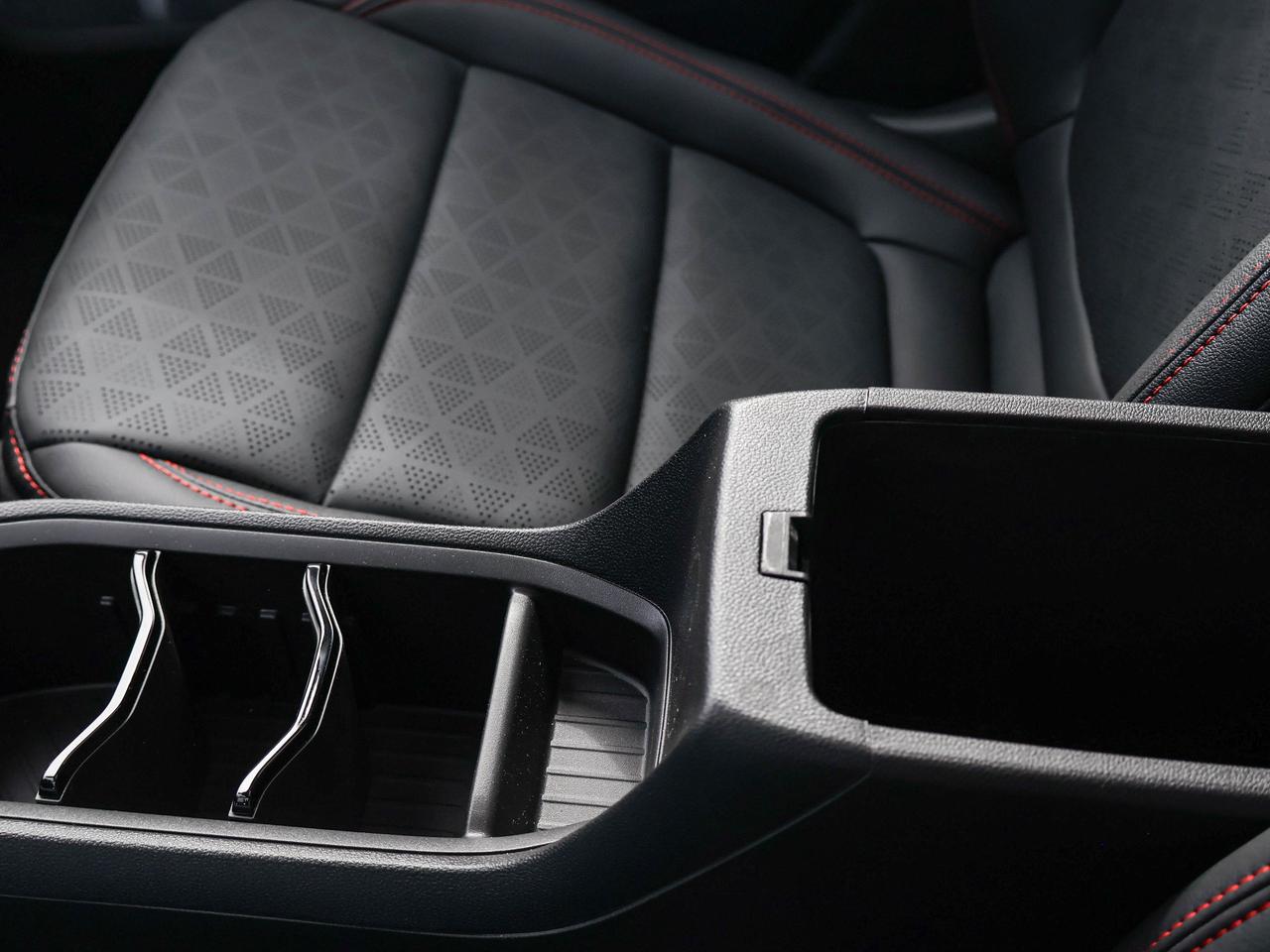 2027 Chevrolet Bolt RS Photo