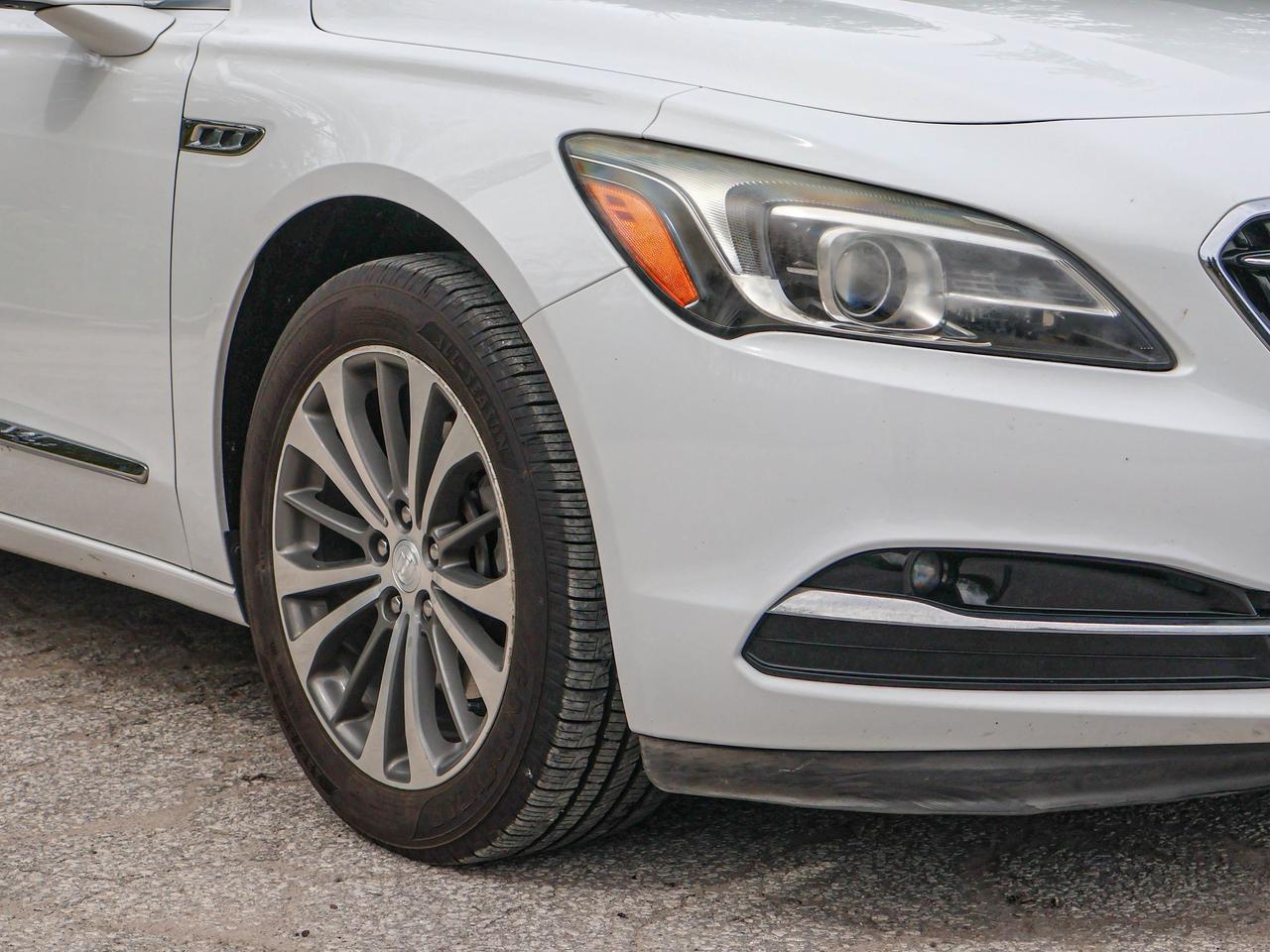 2018 Buick LaCrosse Preferred Photo