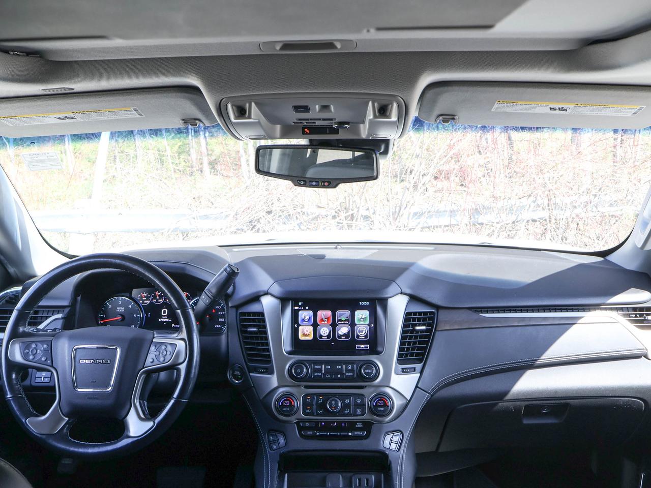 2018 GMC Yukon Denali Photo