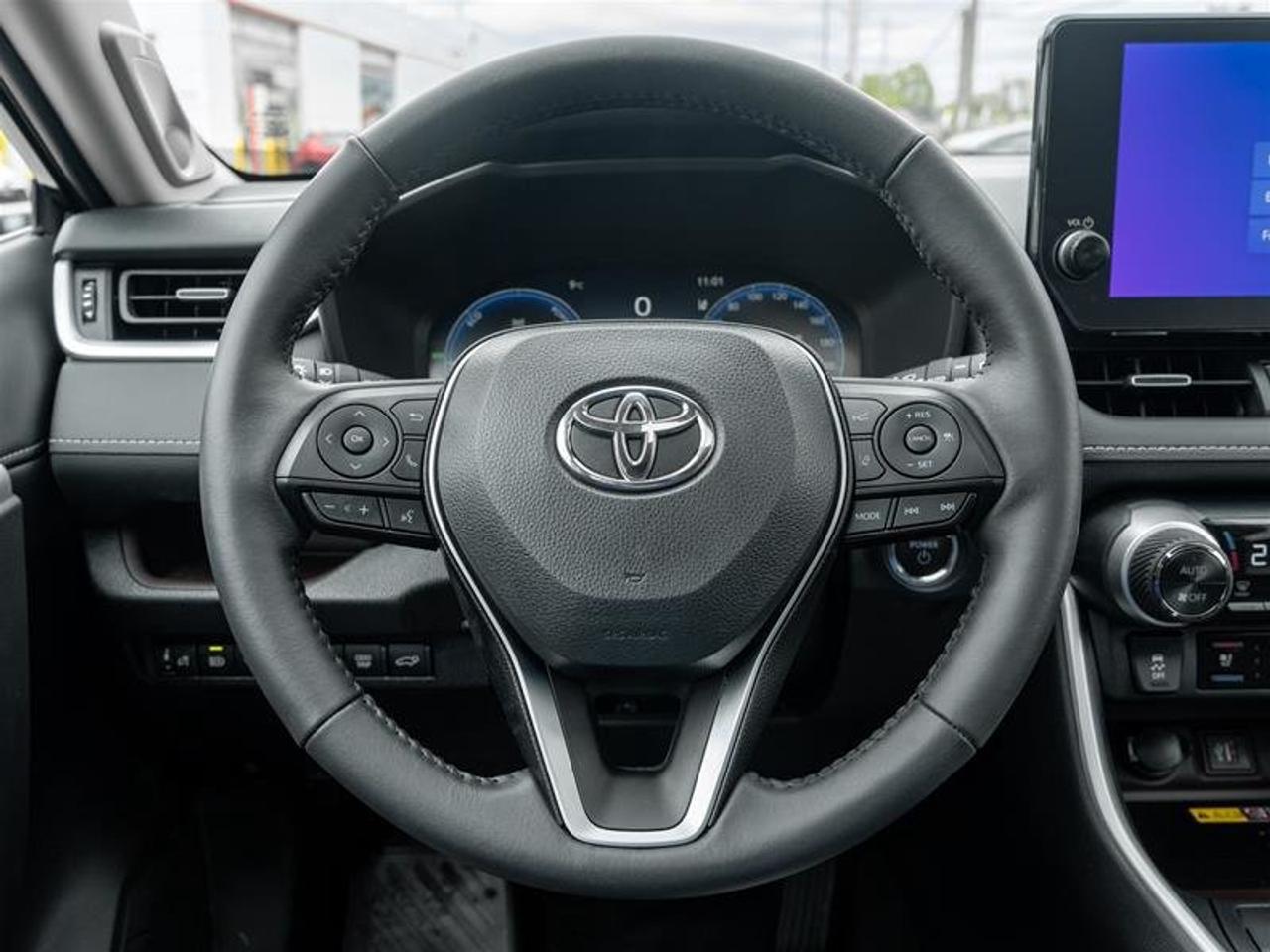 2024 Toyota RAV4 Hybrid Limited AWD Sunroof | JBL Audio | Front Cam | Vented Seats | AWD Photo