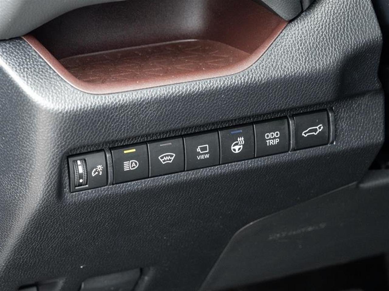 2024 Toyota RAV4 Hybrid Limited AWD Sunroof | JBL Audio | Front Cam | Vented Seats | AWD Photo