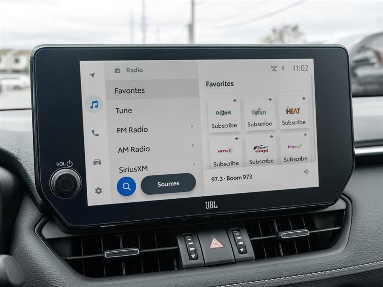 2024 Toyota RAV4 Hybrid Limited AWD Sunroof | JBL Audio | Front Cam | Vented Seats | AWD Photo