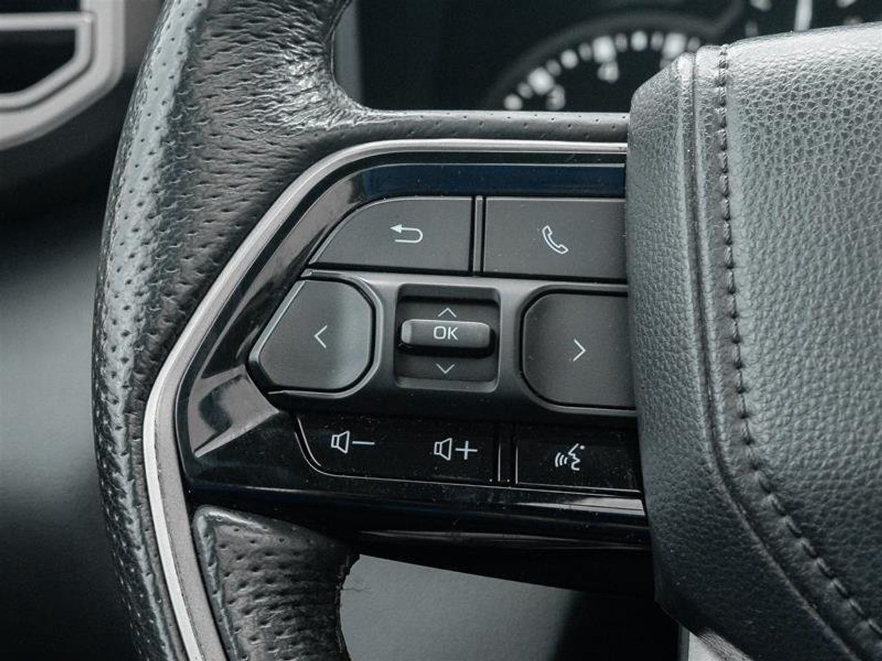 2023 Toyota Tundra 4X4 CrewMax Limited Panoroof | Memory Seat | Vented Seats | Backup Cam Photo