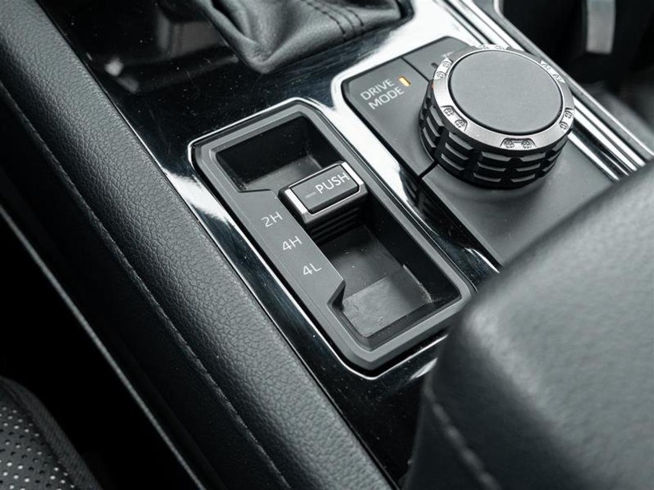 2023 Toyota Tundra 4X4 CrewMax Limited Panoroof | Memory Seat | Vented Seats | Backup Cam Photo
