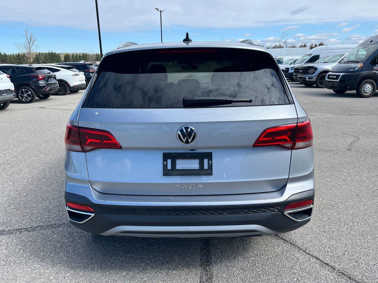 2024 Volkswagen Taos Comfortline FWD Photo