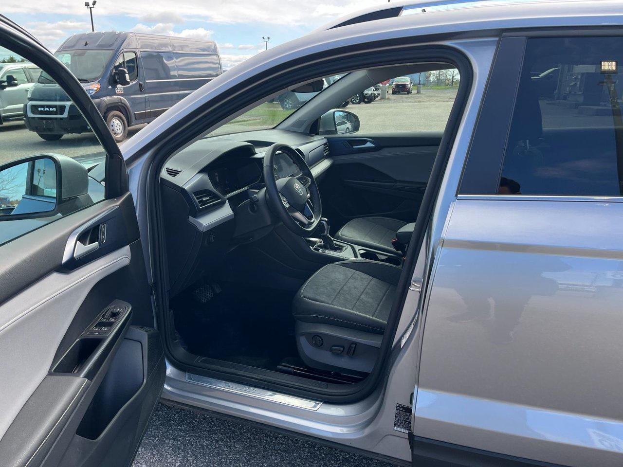 2024 Volkswagen Taos Comfortline FWD Photo