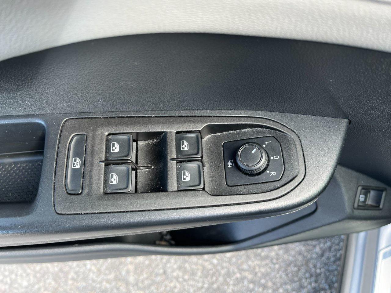 2024 Volkswagen Taos Comfortline FWD Photo