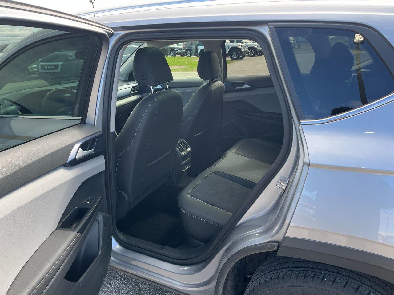 2024 Volkswagen Taos Comfortline FWD Photo