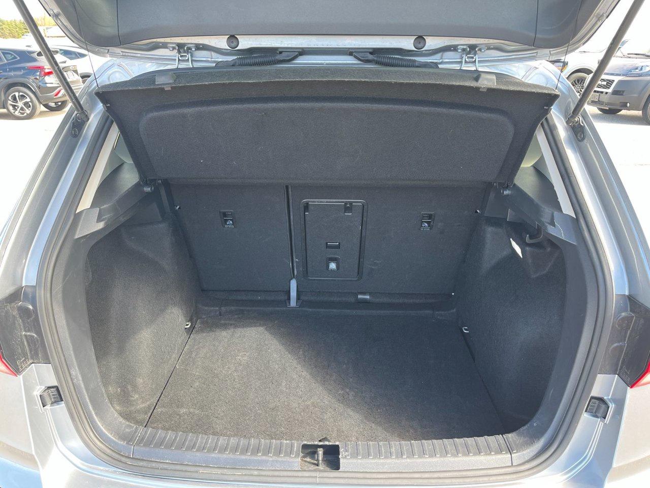 2024 Volkswagen Taos Comfortline FWD Photo