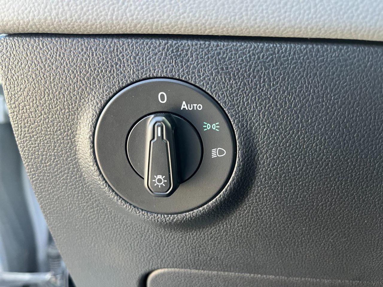 2024 Volkswagen Taos Comfortline FWD Photo
