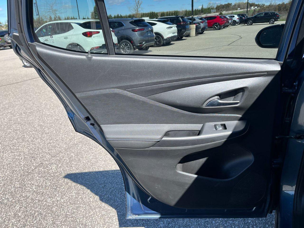 2024 Buick Envista FWD 4dr Sport Touring Photo