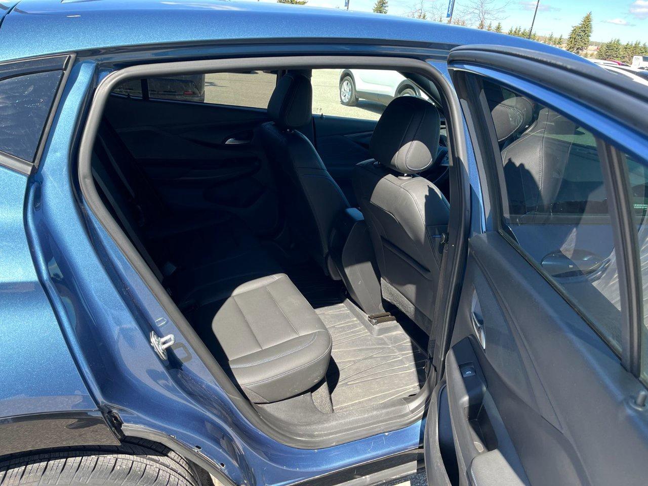 2024 Buick Envista FWD 4dr Sport Touring Photo