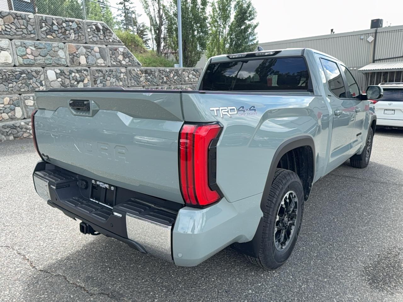 2026 Toyota Tundra Crewmax SR5 L TRD Off Road Photo