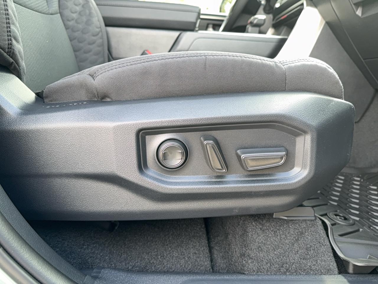 2026 Toyota Tundra Crewmax SR5 L TRD Off Road Photo